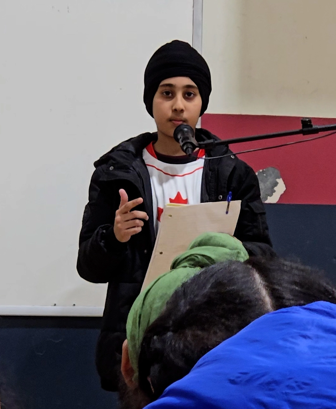 speaking9